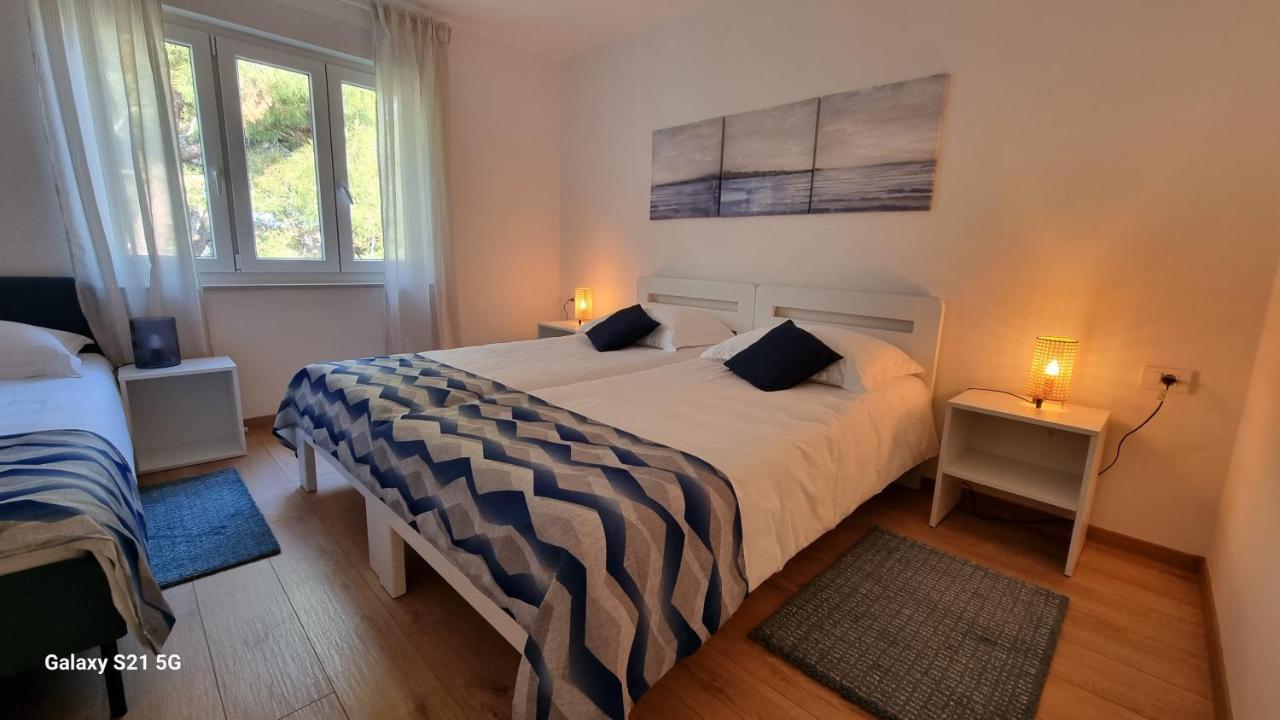 Apartment Rivarela Blu - Newly Renovated And Top Location Near Sea Novigrad Istria Esterno foto