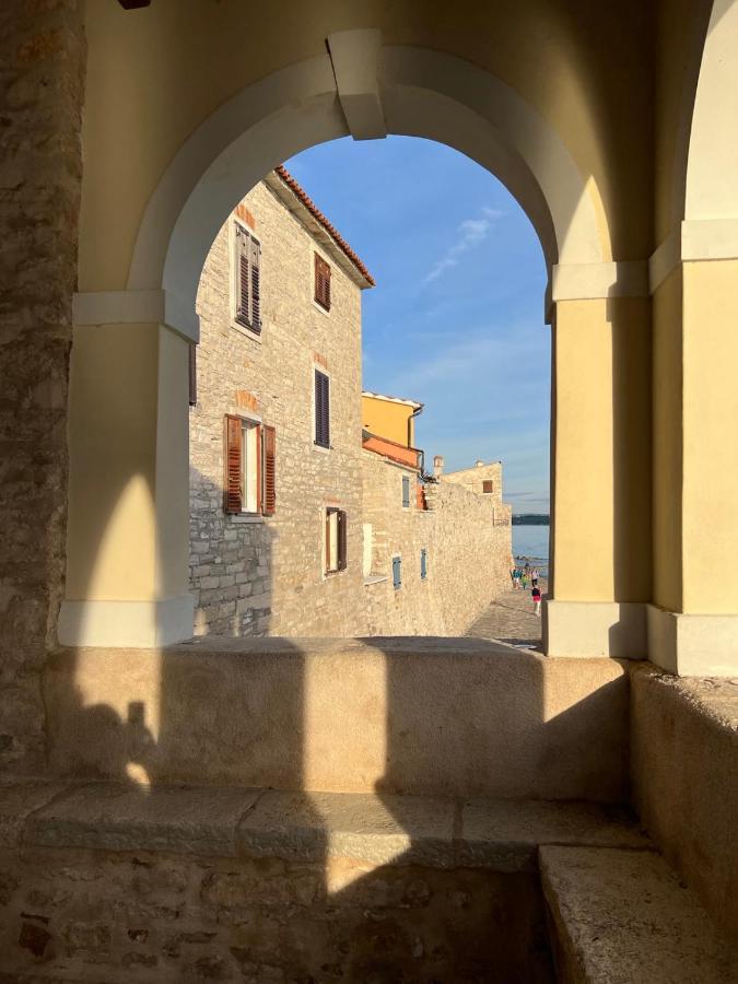 Apartment Rivarela Blu - Newly Renovated And Top Location Near Sea Novigrad Istria Esterno foto