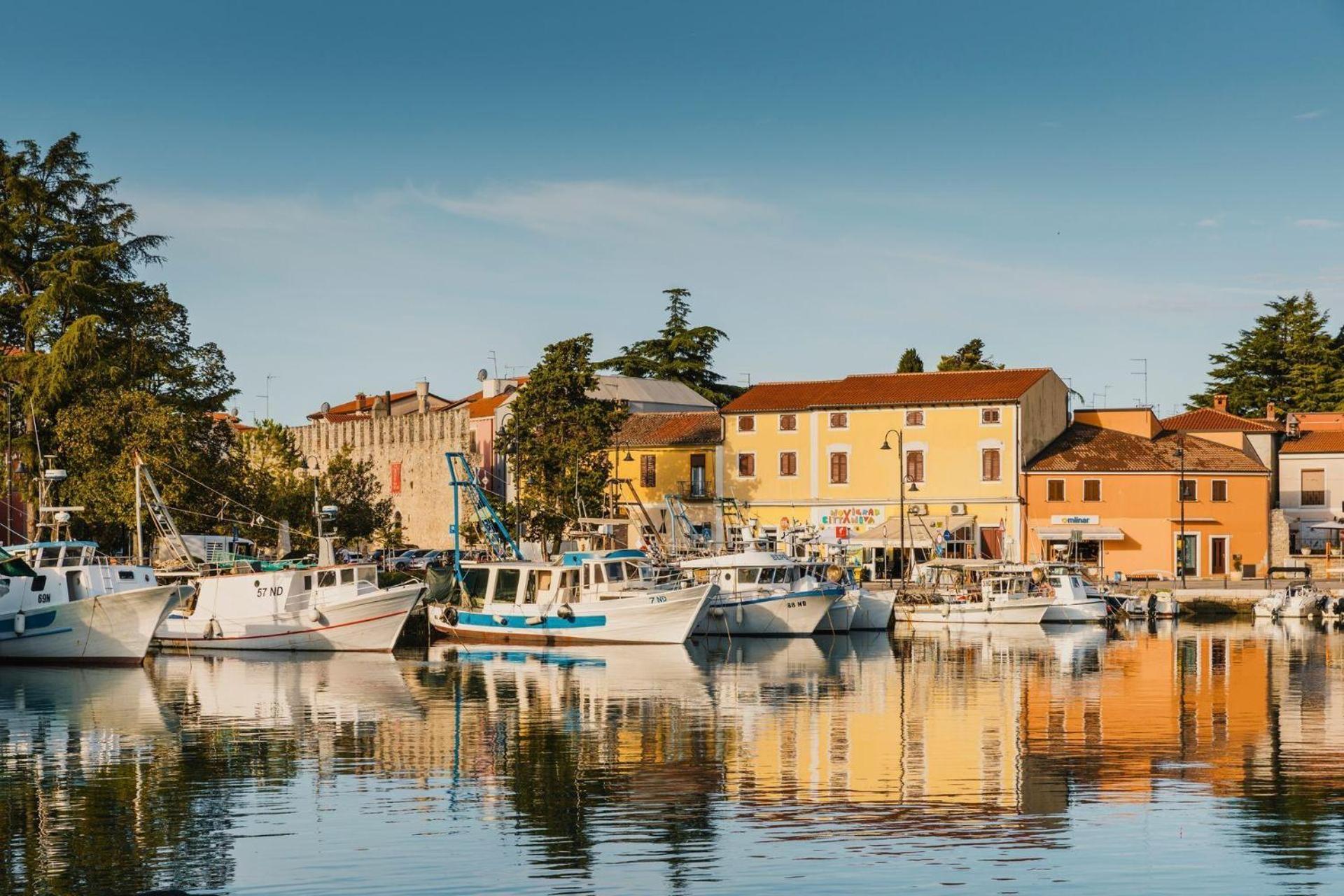 Apartment Rivarela Blu - Newly Renovated And Top Location Near Sea Novigrad Istria Esterno foto